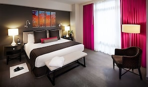 King size bed! Great rest after a long day of adventures!