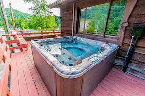 Bain à remous extérieur