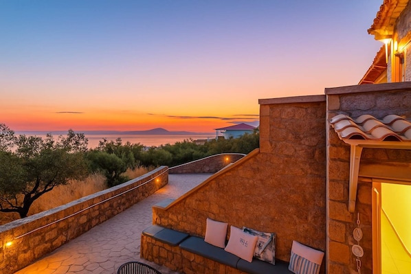 Savoring serenity in the open air oasis