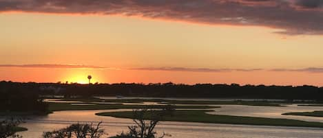 Sunset view from main deck, enjoy this every night of your stay!