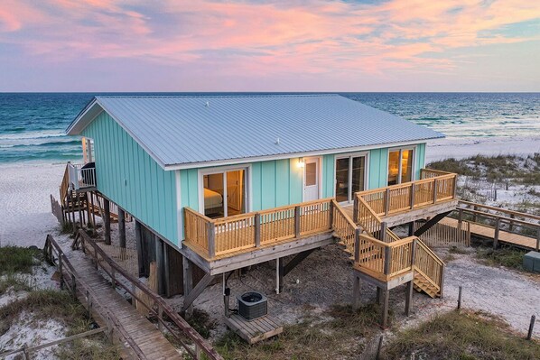 Shell Shack - Luxury Beachfront 30A Vacation Rental Cottage with Gorgeous Oceanfront Views from Balcony in Dune Allen Beach - Five Star Properties Destin/30A