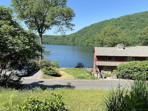 Amazing lake views
200 feet from Candlewood Lake