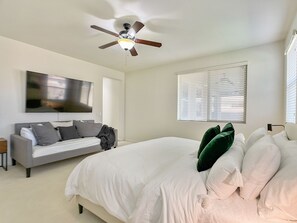 Master Bedroom - (1) King Bed & (1) Day Full Size Day Bed