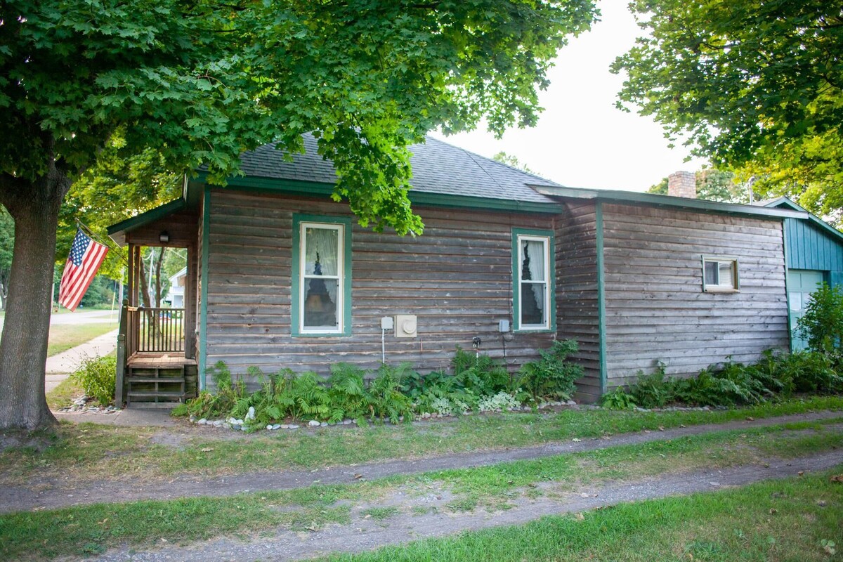 Main Image