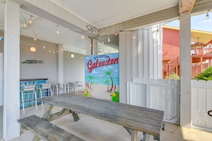 Covered Patio | Picnic Table | Lounge Chairs | Bar w/ Seating