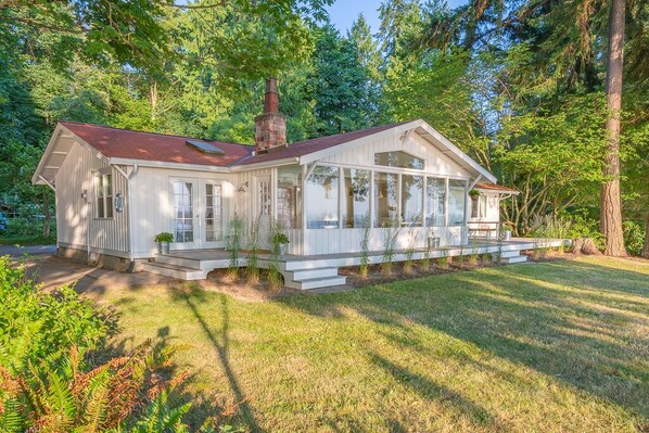 Sea Salt Cottage
