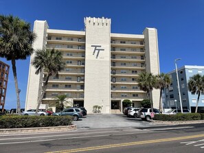 Tahitian Towers