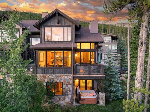 Rear of your Luxury Villa
