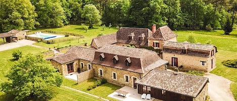 Extérieur maison de vacances [été]