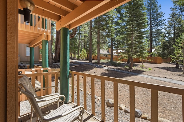 Balcony with seating