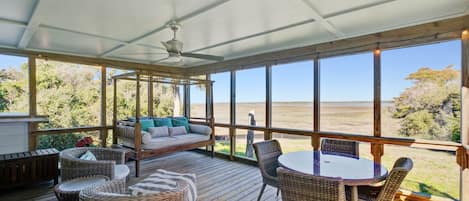 screened porch