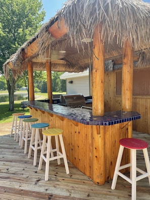 Tiki Bar