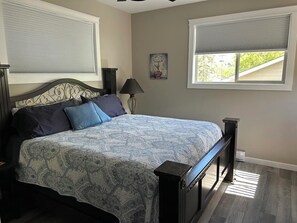 King sized bed