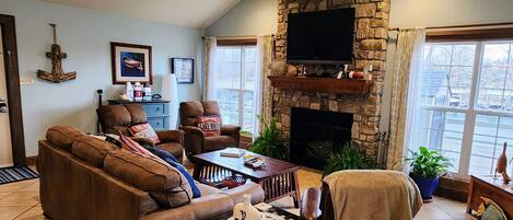 Grand room with lake views 