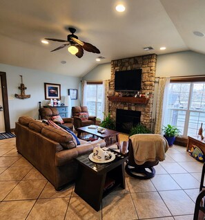 Grand room with lake views. Queen size sleeper sofa. 