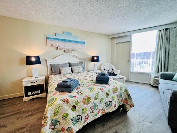 Charming 1 Bedroom Ocean View Condo