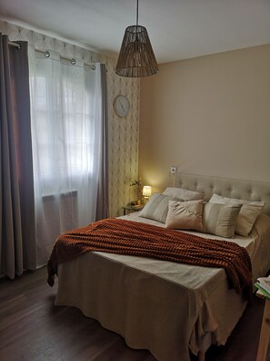 Chambre 2 lit 140x200 cm