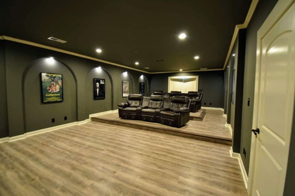 Entire House & Horse Farm – Outside Atlanta