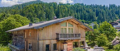 Extérieur maison de vacances [été]