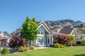 View of the back of the cottage, backing onto green space