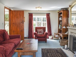 Living room | Myrtle Cottage, Puncknowle