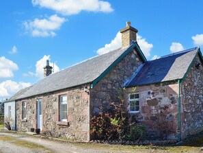 Exterior | Easter Rattray Cottages: The Bothy - Easter Rattray Cottages, Blairgowrie
