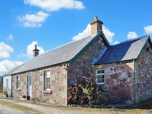 Exterior | Easter Rattray Cottages: The Bothy - Easter Rattray Cottages, Blairgowrie