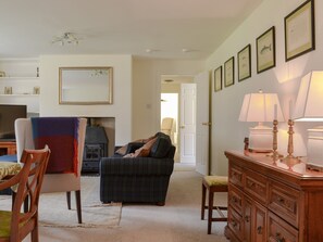 Living room/dining room | Glenmeanich Cottage - Strathconon Cottages, Strathconon, Muir of Ord