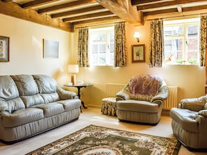 Living room | Saxon Barn, Bidford-on-Avon