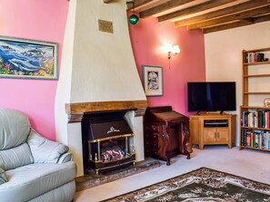 Living room | Saxon Barn, Bidford-on-Avon