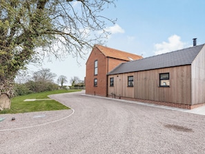 Exterior | Copper House, Willoughby, near Alford