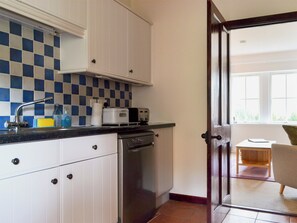 Kitchen/diner | Braigh na Leitre - Strathconon Cottages, Strathconon, Muir of Ord