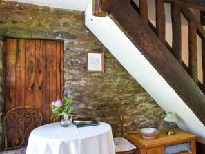 Living room/dining room | Squirrel Cottage - Banc Llugwy Cottages, Betws-y-Coed