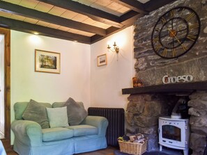 Living room/dining room | Squirrel Cottage - Banc Llugwy Cottages, Betws-y-Coed