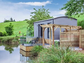 Exterior | Moor Hen Shepherd Hut - Ponsford Ponds, Knowle, near Cullompton