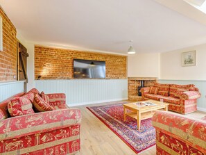 Living area | Fred’s Barn, Westwick