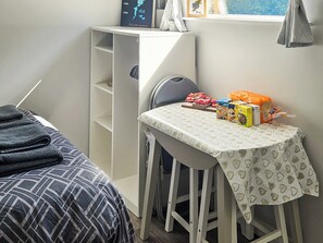 Double bedroom | Lewis - Hebridean Holiday Huts, Stornoway