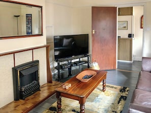 Living room | Little Wagon House, Holt