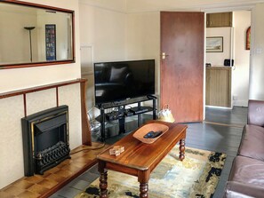 Living room | Little Wagon House, Holt