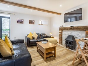 Living area | The Hayloft - Cooks Castle Farm, Wroxall, near Ventnor