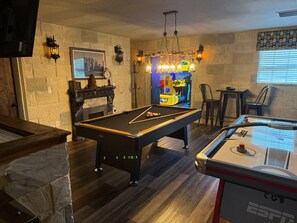 Spielezimmer