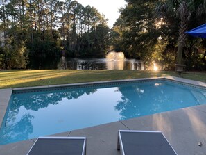 Sunset light on the pool. Pool can be heated for an additional fee. Towels incl.