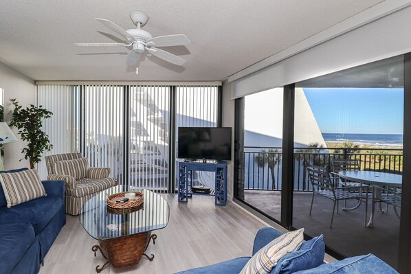 St. Augustine Beach Rentals Living Room
