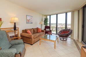 St. Augustine Beach Rentals Living Room