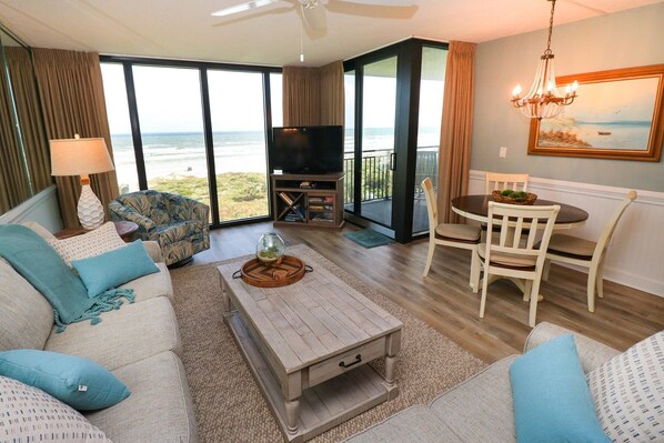 St. Augustine Beach Rentals Living Room