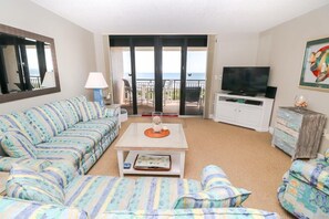 St. Augustine Ocean Front Rentals Living Room