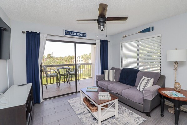 St. Augustine Beach Rentals Living Room