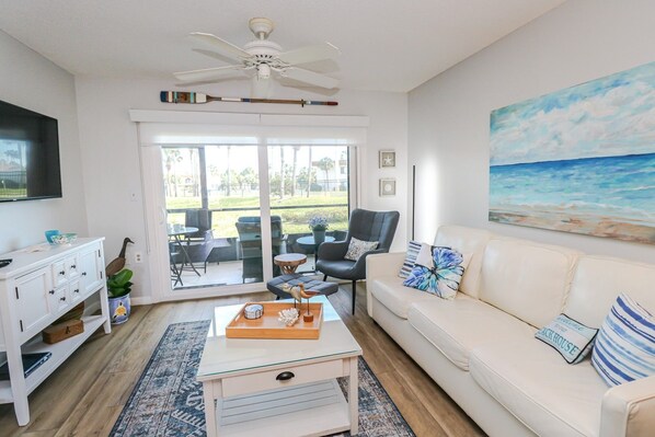 St. Augustine Beach Rentals Living Room