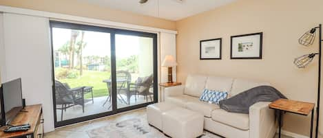 St. Augustine Beach Rentals Living Room