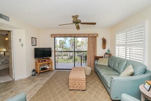 St. Augustine Beach Rentals Living Room